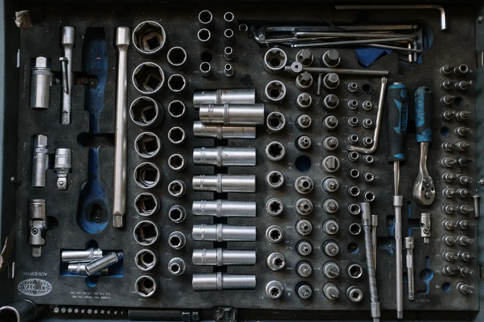 Organized professional tool set